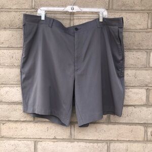 Men's PGA Tour Shorts Gray Performance Flat-Front Size 44